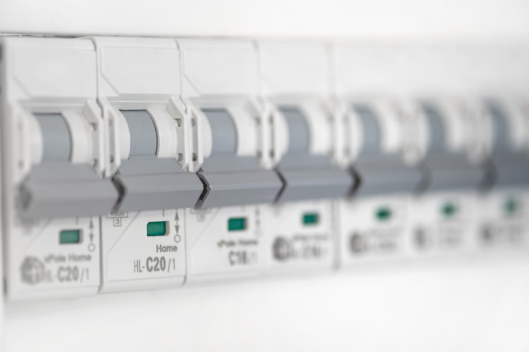 5 Electrical Warning Signs You Should Never Ignore